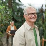 Pros and Cons of Eye Surgery for Seniors